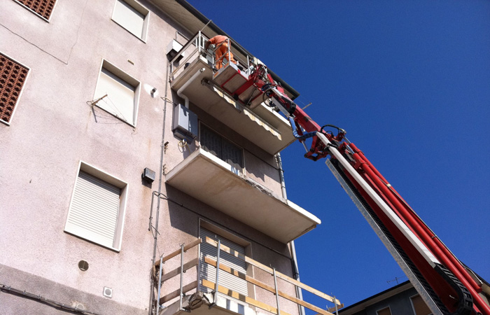 Noleggio e lavorazioni su autoscala